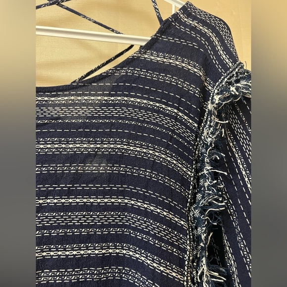 ⚫️ BOGO Blue Rain Navy Striped Women's Top with Fringe Details Size Small - Picture 6 of 9
